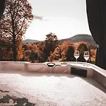 Zachod Beskidu Z Jacuzzi Na Wylacznosc 別荘