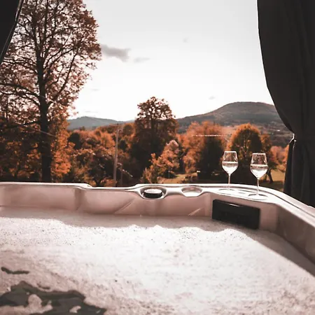Zachod Beskidu Z Jacuzzi Na Wylacznosc Semesterbostad